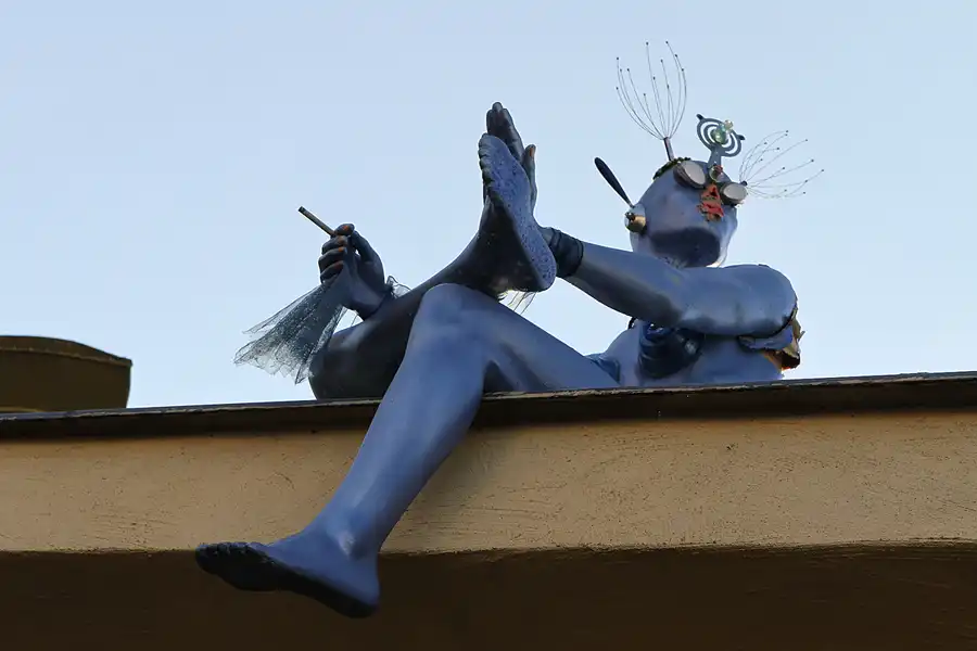 027 | 2011 | Potsdam | Waschbar – Geschwister-Scholl-Strasse | © carsten riede fotografie