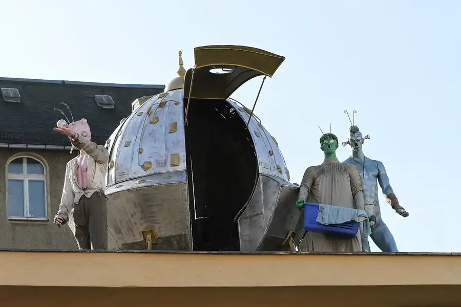 028 | 2011 | Potsdam | Waschbar – Geschwister-Scholl-Strasse | © carsten riede fotografie