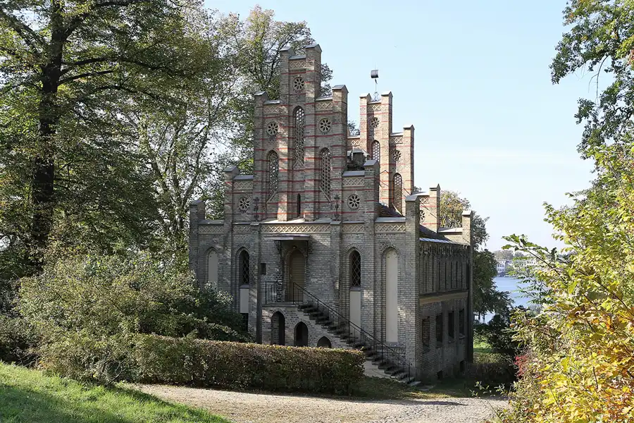 071 | 2011 | Babelsberg | Park Babelsberg – Matrosenhaus | © carsten riede fotografie