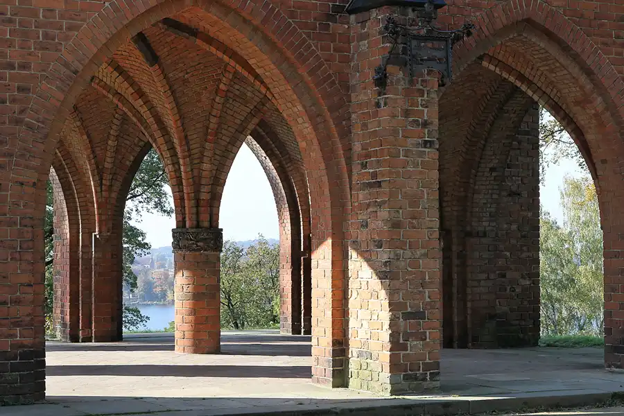 074 | 2011 | Babelsberg | Park Babelsberg – Gerichtslaube | © carsten riede fotografie