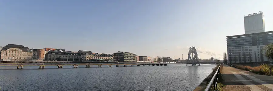 015 | 2011 | Berlin | Osthafen | © carsten riede fotografie