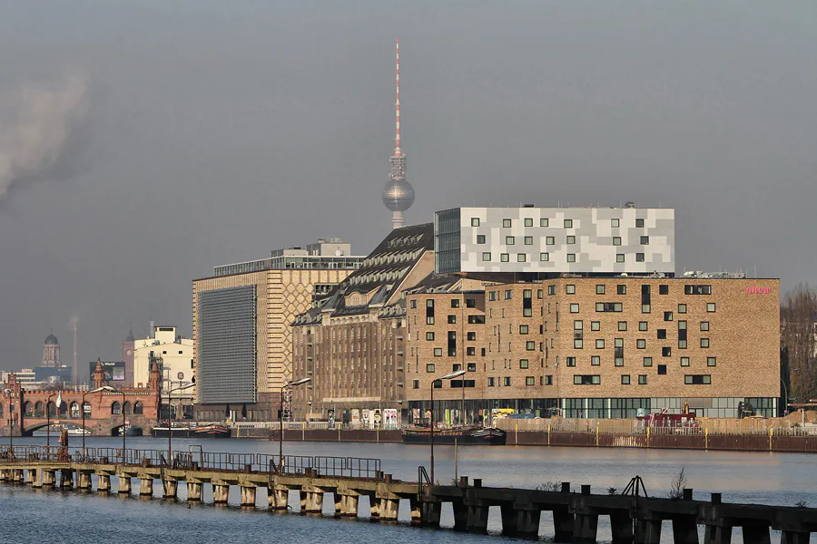012 | 2011 | Berlin | Osthafen – Universal Music, Spreespeicher und nhow Hotel | © carsten riede fotografie