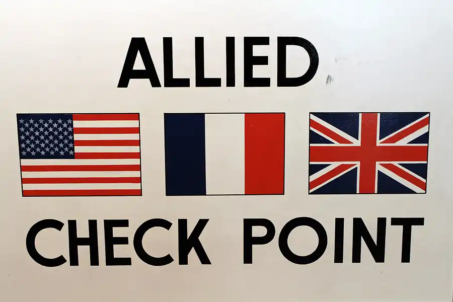 047 | 2011 | Berlin | Alliierten Museum | © carsten riede fotografie