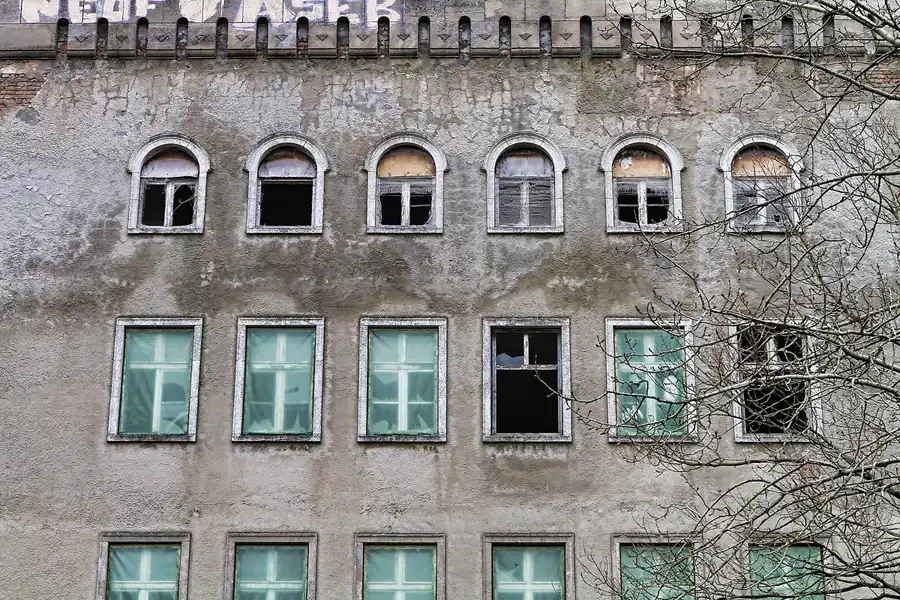 020 | 2011 | Döberitzer Heide | ehemalige russische Kasernen | © carsten riede fotografie