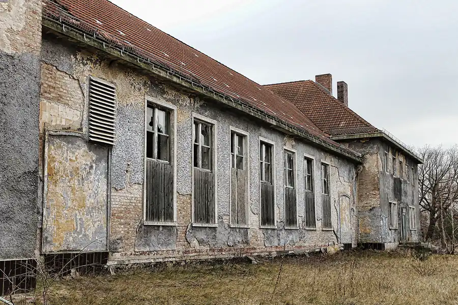 045 | 2011 | Döberitzer Heide | ehemalige russische Kasernen | © carsten riede fotografie