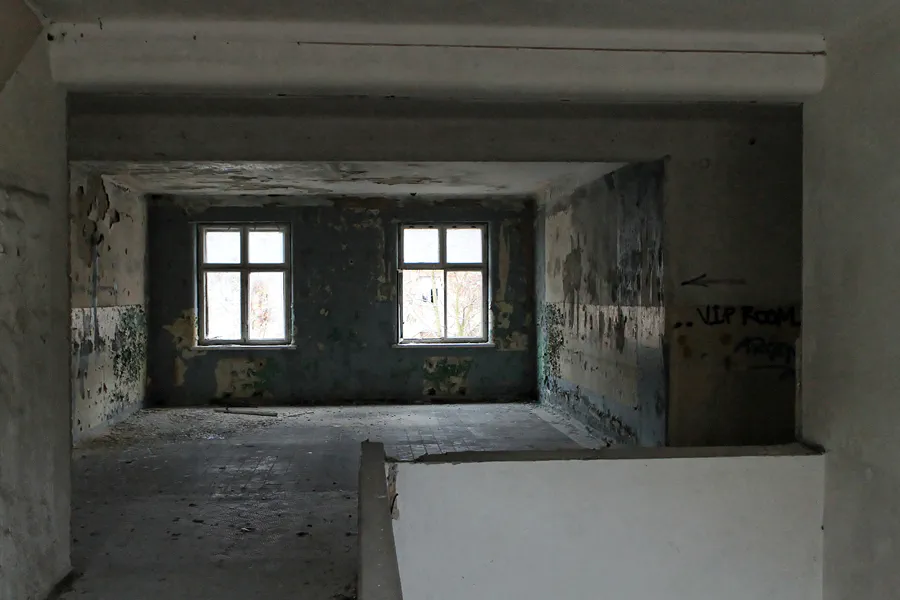 015 | 2011 | Döberitzer Heide | ehemalige russische Kasernen | © carsten riede fotografie