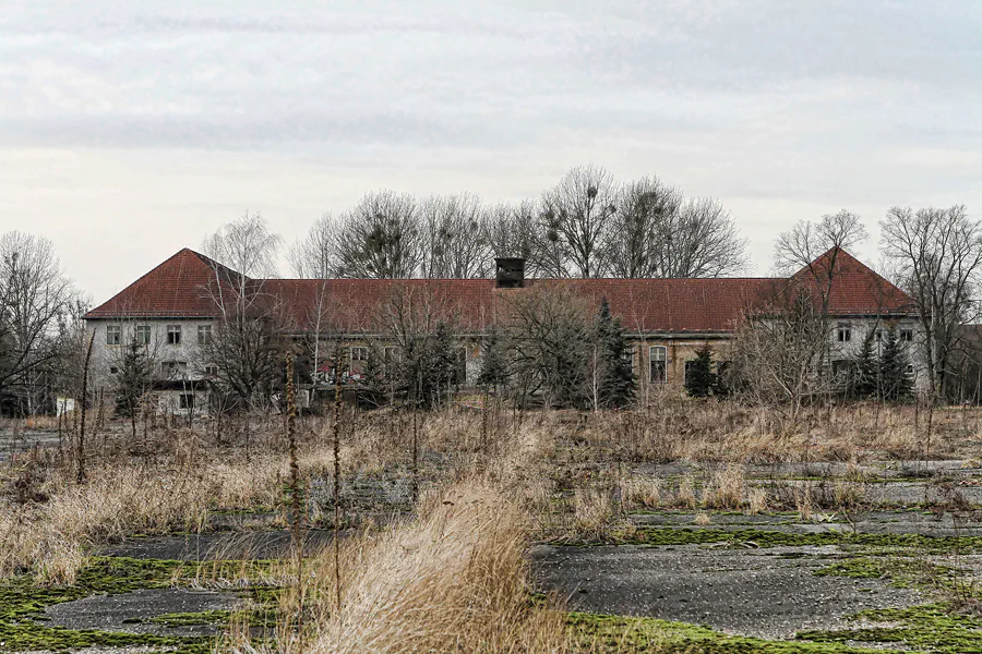 046 | 2011 | Döberitzer Heide | ehemalige russische Kasernen | © carsten riede fotografie