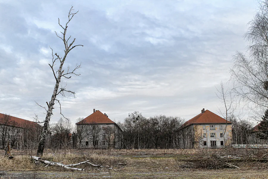 049 | 2011 | Döberitzer Heide | ehemalige russische Kasernen | © carsten riede fotografie