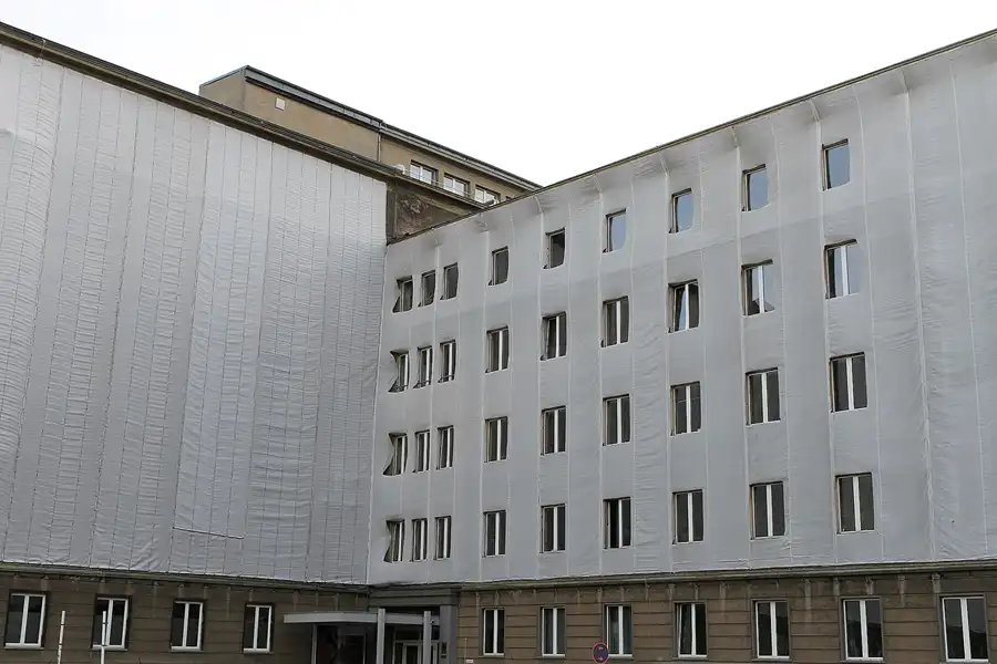 002 | 2012 | Berlin | Normannenstrasse | © carsten riede fotografie