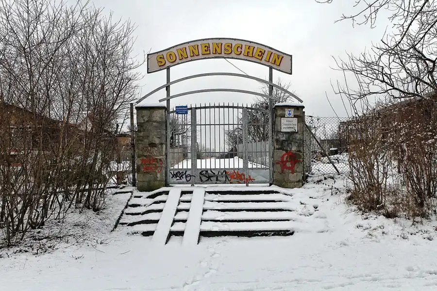 016 | 2012 | Berlin | Orankestrand | © carsten riede fotografie