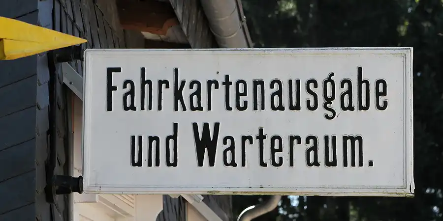 038 | 2012 | Bahnhof Rennsteig | © carsten riede fotografie