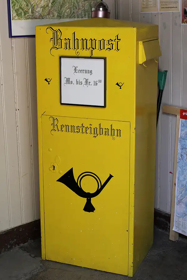 041 | 2012 | Bahnhof Rennsteig | © carsten riede fotografie