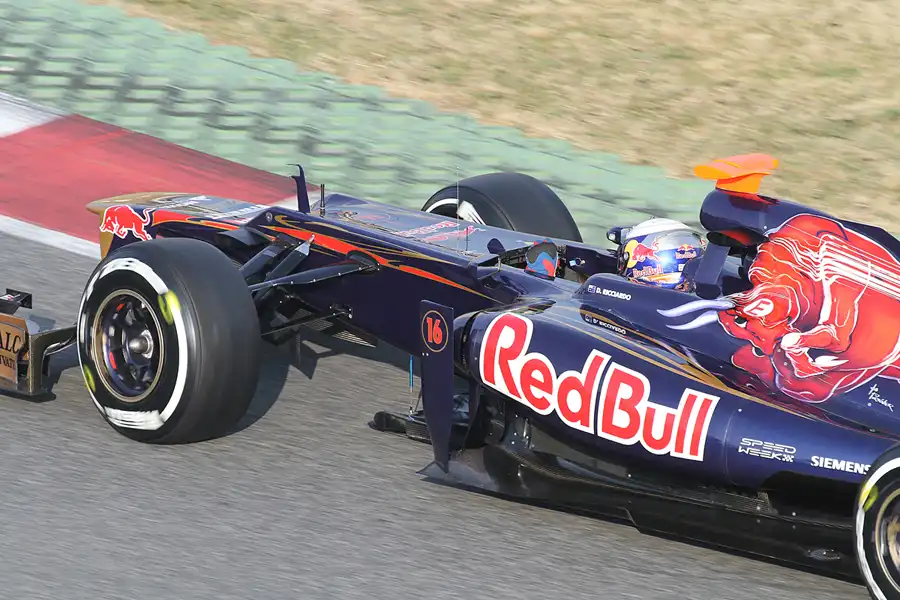 118 | 2012 | Barcelona | Toro Rosso-Ferrari STR7 | Daniel Ricciardo | © carsten riede fotografie