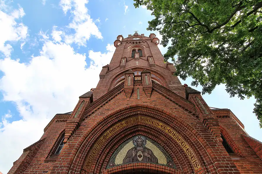 015 | 2012 | Bernau bei Berlin | Herz-Jesu-Kirche | © carsten riede fotografie
