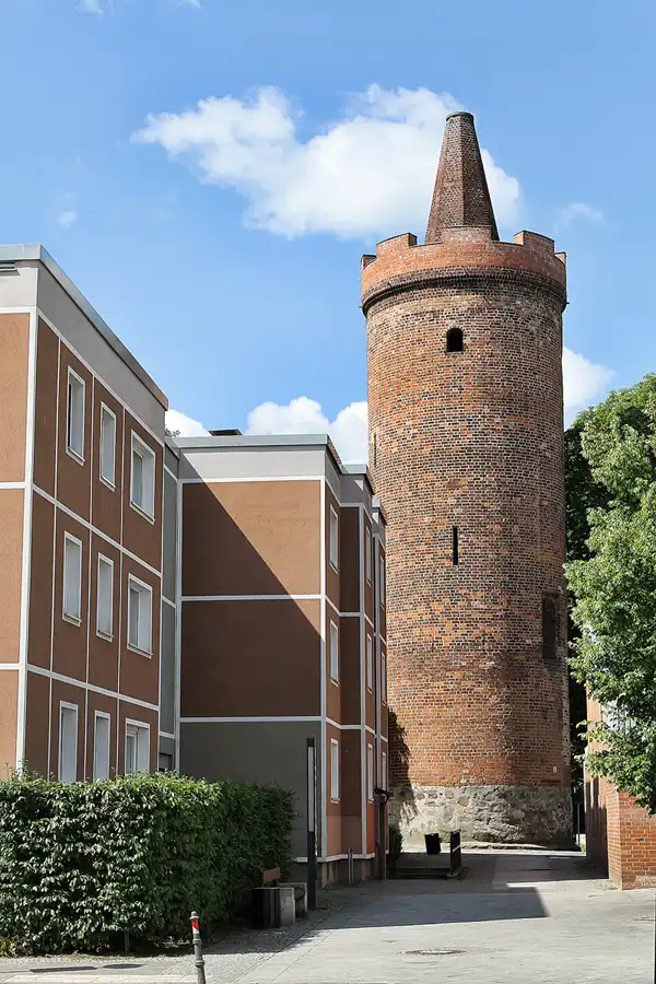 023 | 2012 | Bernau bei Berlin | Pulverturm | © carsten riede fotografie