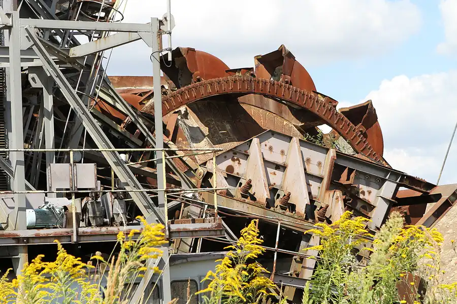 008 | 2012 | Grosspösna | Bergbau Technik Park | © carsten riede fotografie