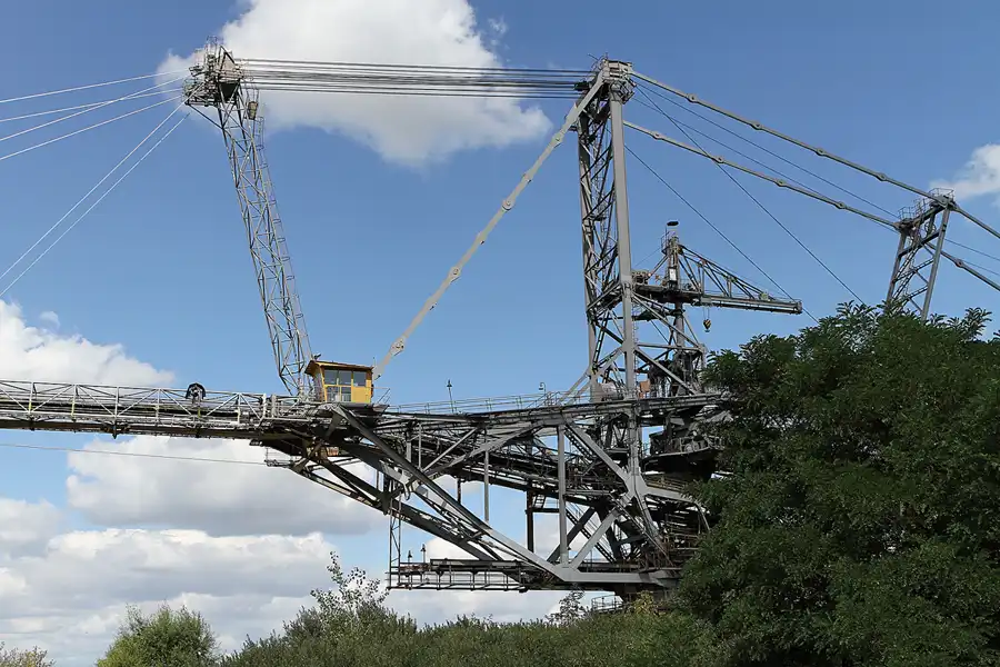 020 | 2012 | Grosspösna | Bergbau Technik Park | © carsten riede fotografie