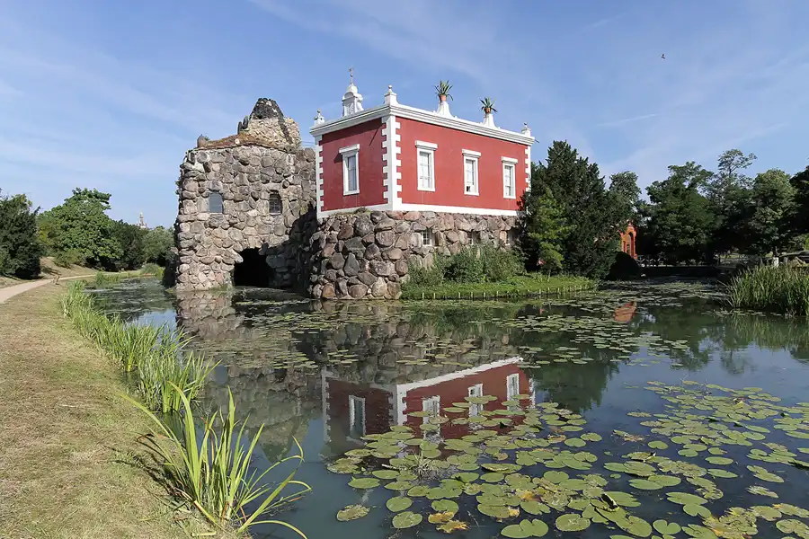 015 | 2012 | Wörlitz | Das Wörlitzer Gartenreich – Insel Stein – Villa Hamilton | © carsten riede fotografie