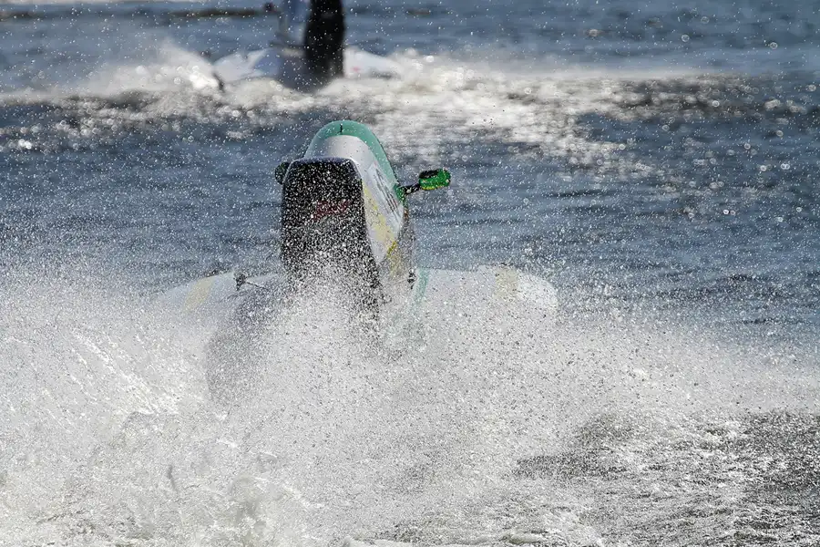 005 | 2012 | Berlin | Regattastrecke Grünau | Motorboot WM + EM – Grosser Preis von Deutschland – ADAC Masters | © carsten riede fotografie