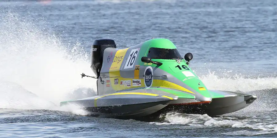 008 | 2012 | Berlin | Regattastrecke Grünau | Motorboot WM + EM – Grosser Preis von Deutschland – ADAC Masters | © carsten riede fotografie