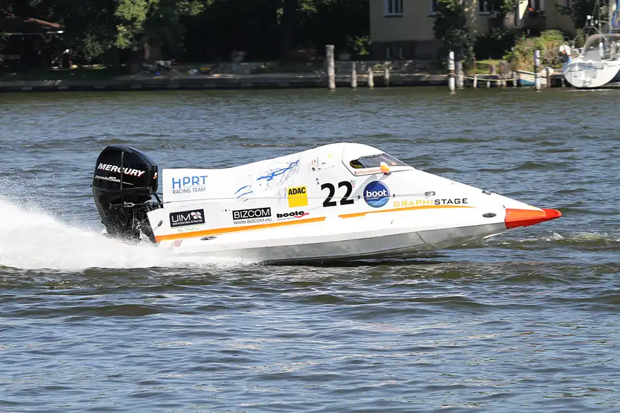 013 | 2012 | Berlin | Regattastrecke Grünau | Motorboot WM + EM – Grosser Preis von Deutschland – ADAC Masters | © carsten riede fotografie