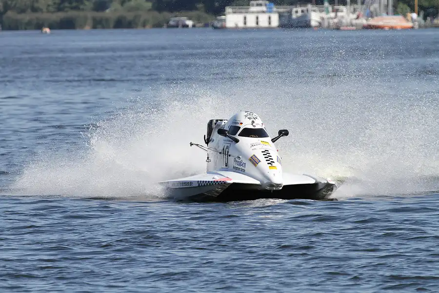 031 | 2012 | Berlin | Regattastrecke Grünau | Motorboot WM + EM – Grosser Preis von Deutschland – Formel ADAC | © carsten riede fotografie