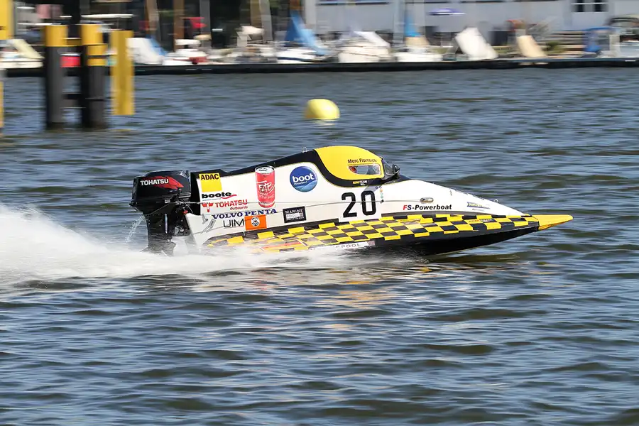 036 | 2012 | Berlin | Regattastrecke Grünau | Motorboot WM + EM – Grosser Preis von Deutschland – Formel ADAC | © carsten riede fotografie