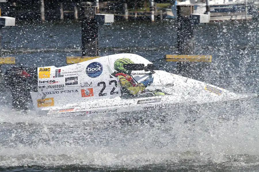 038 | 2012 | Berlin | Regattastrecke Grünau | Motorboot WM + EM – Grosser Preis von Deutschland – Formel ADAC | © carsten riede fotografie