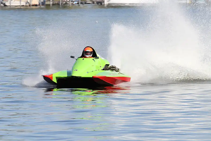 047 | 2012 | Berlin | Regattastrecke Grünau | Motorboot WM + EM – Grosser Preis von Deutschland – Formel R-1000 | © carsten riede fotografie