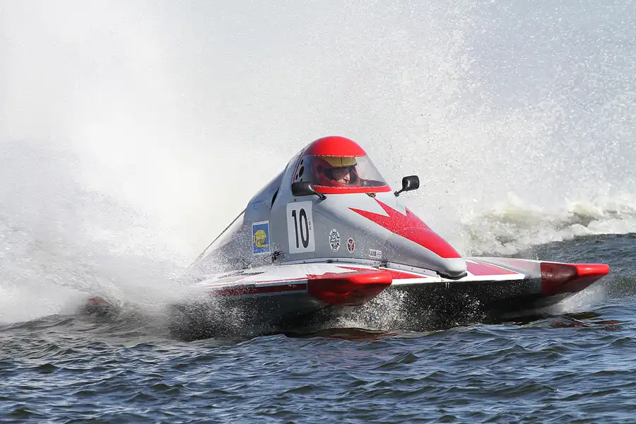 056 | 2012 | Berlin | Regattastrecke Grünau | Motorboot WM + EM – Grosser Preis von Deutschland – Formel R-1000 | © carsten riede fotografie