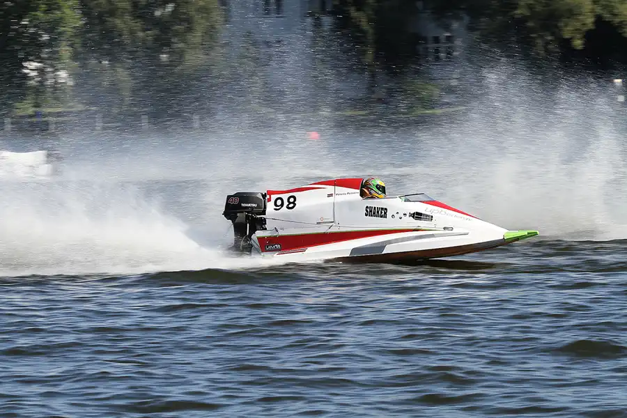 074 | 2012 | Berlin | Regattastrecke Grünau | Motorboot WM + EM – Grosser Preis von Deutschland – S-550 | © carsten riede fotografie