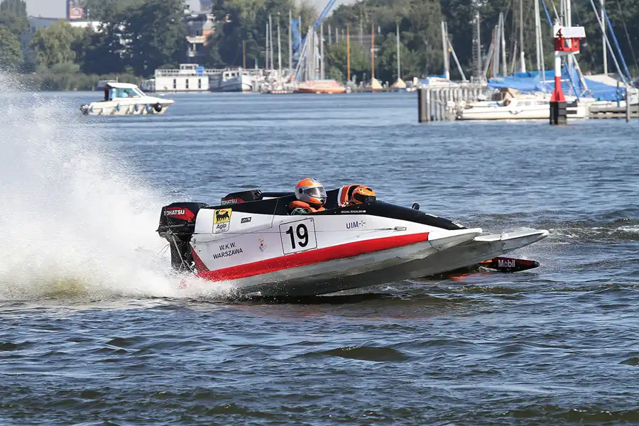 078 | 2012 | Berlin | Regattastrecke Grünau | Motorboot WM + EM – Grosser Preis von Deutschland – S-550 | © carsten riede fotografie