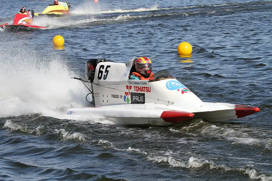 083 | 2012 | Berlin | Regattastrecke Grünau | Motorboot WM + EM – Grosser Preis von Deutschland – S-550 | © carsten riede fotografie