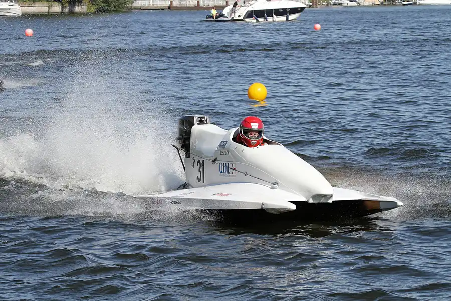 084 | 2012 | Berlin | Regattastrecke Grünau | Motorboot WM + EM – Grosser Preis von Deutschland – S-550 | © carsten riede fotografie