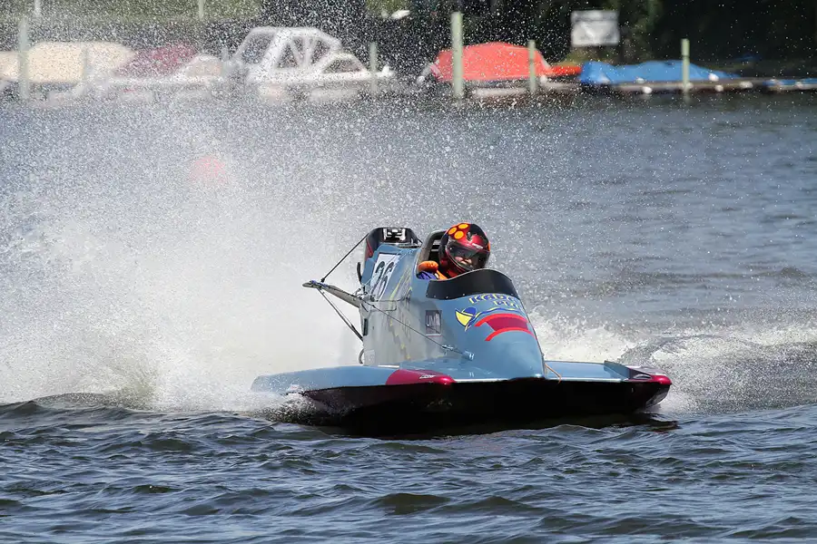 094 | 2012 | Berlin | Regattastrecke Grünau | Motorboot WM + EM – Grosser Preis von Deutschland – S-550 | © carsten riede fotografie