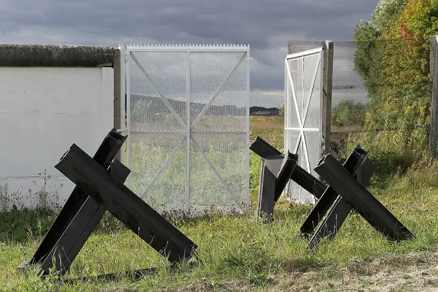 011 | 2012 | Hötensleben | Grenzdenkmal | © carsten riede fotografie