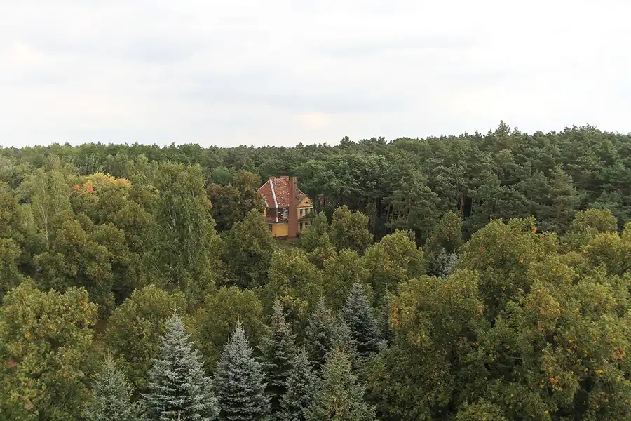 068 | 2012 | Wünsdorf | Das Haus der Offiziere – Blick von der Offizier-Speiseanstalt | © carsten riede fotografie