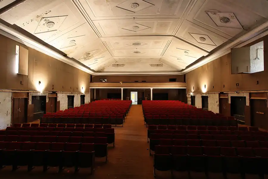 078 | 2012 | Wünsdorf | Das Haus der Offiziere – Konzerthaus | © carsten riede fotografie
