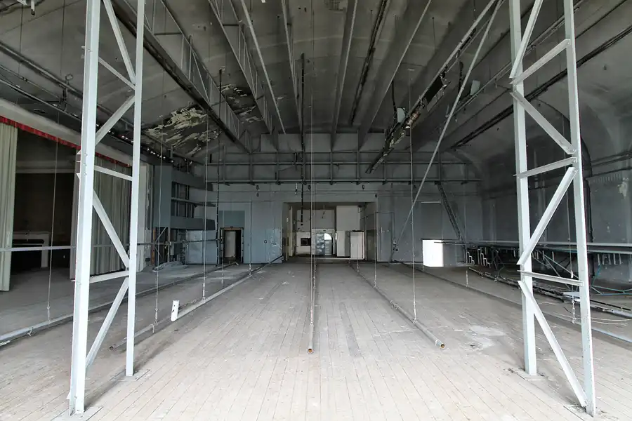 080 | 2012 | Wünsdorf | Das Haus der Offiziere – Konzerthaus | © carsten riede fotografie