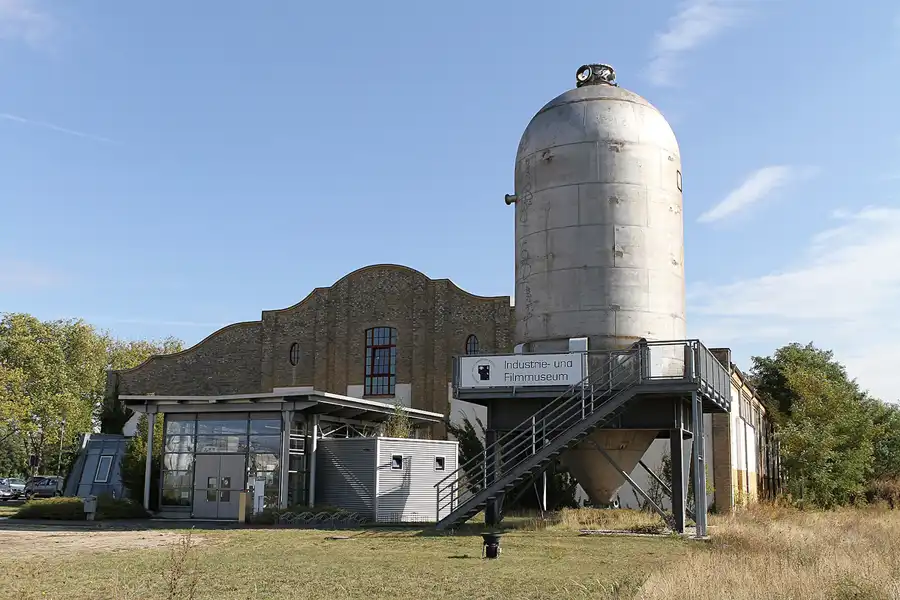 001 | 2012 | Bitterfeld-Wolfen | Industrie- und Filmmuseum Wolfen | © carsten riede fotografie