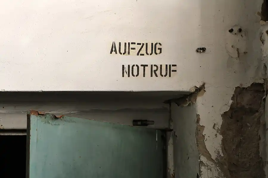 029 | 2012 | Berlin | Streetart im Backkombinat | © carsten riede fotografie