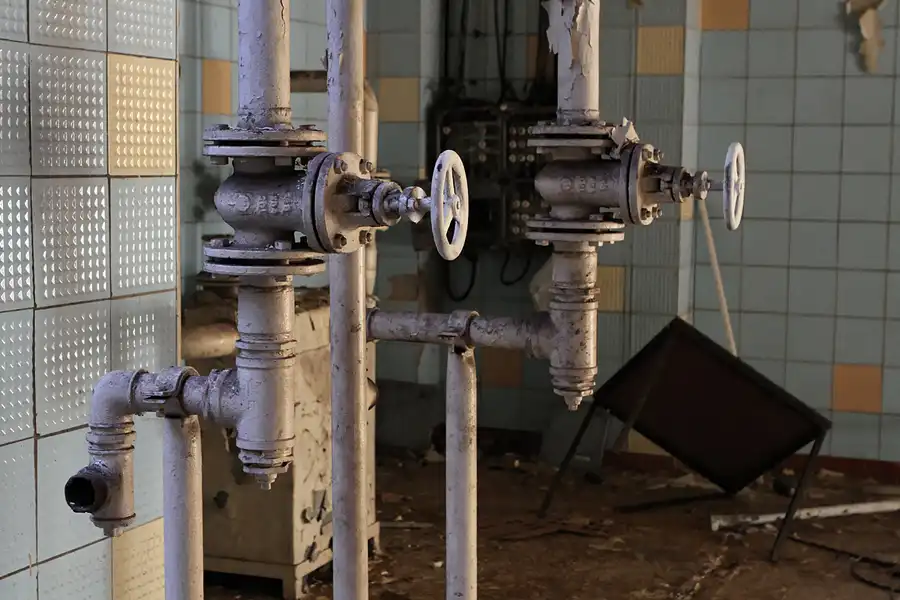 042 | 2012 | Berlin | Streetart im Backkombinat | © carsten riede fotografie