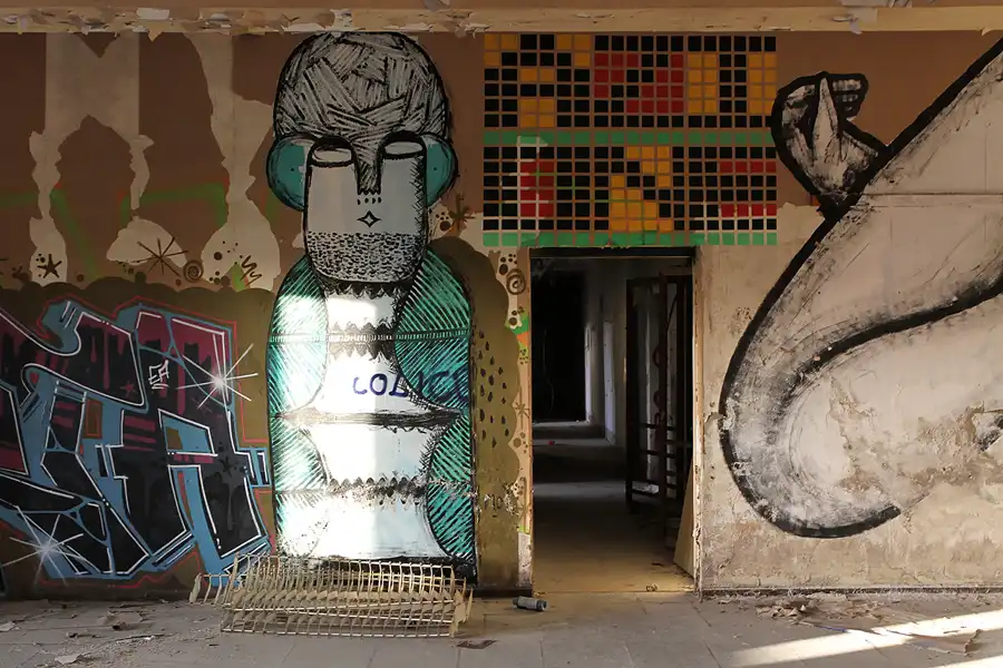 068 | 2012 | Berlin | Streetart im Backkombinat | © carsten riede fotografie