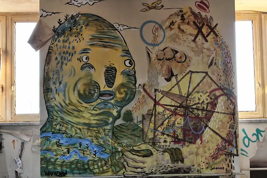 081 | 2012 | Berlin | Streetart im Backkombinat | © carsten riede fotografie