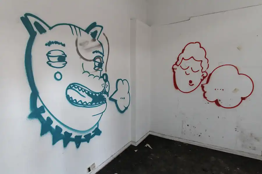 099 | 2012 | Berlin | Streetart im Backkombinat | © carsten riede fotografie