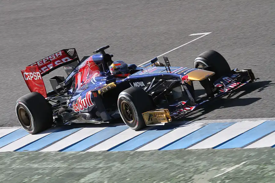 167 | 2013 | Jerez De La Frontera | Toro Rosso-Ferrari STR8 | Jean-Eric Vergne | © carsten riede fotografie