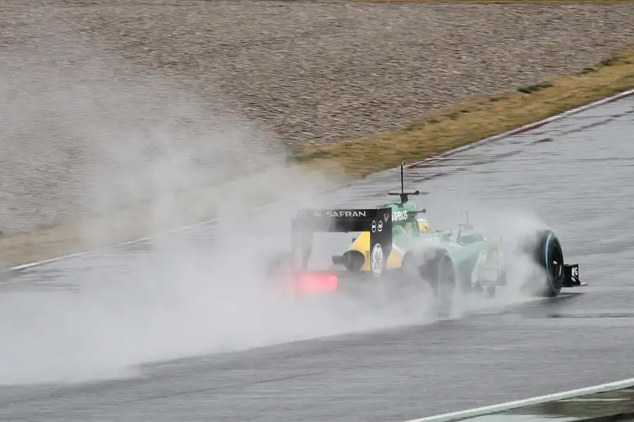 004 | 2013 | Barcelona | Caterham-Renault CT03 | Charles Pic | © carsten riede fotografie