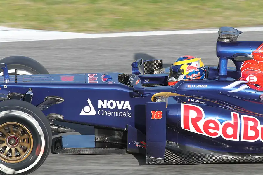 174 | 2013 | Barcelona | Toro Rosso-Ferrari STR8 | Jean-Eric Vergne | © carsten riede fotografie