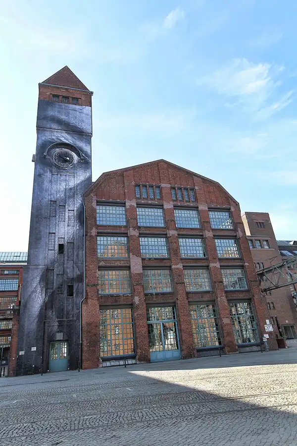 018 | 2013 | Berlin | JR – The Wrinkles Of The City | Gustav-Meyer-Allee | © carsten riede fotografie