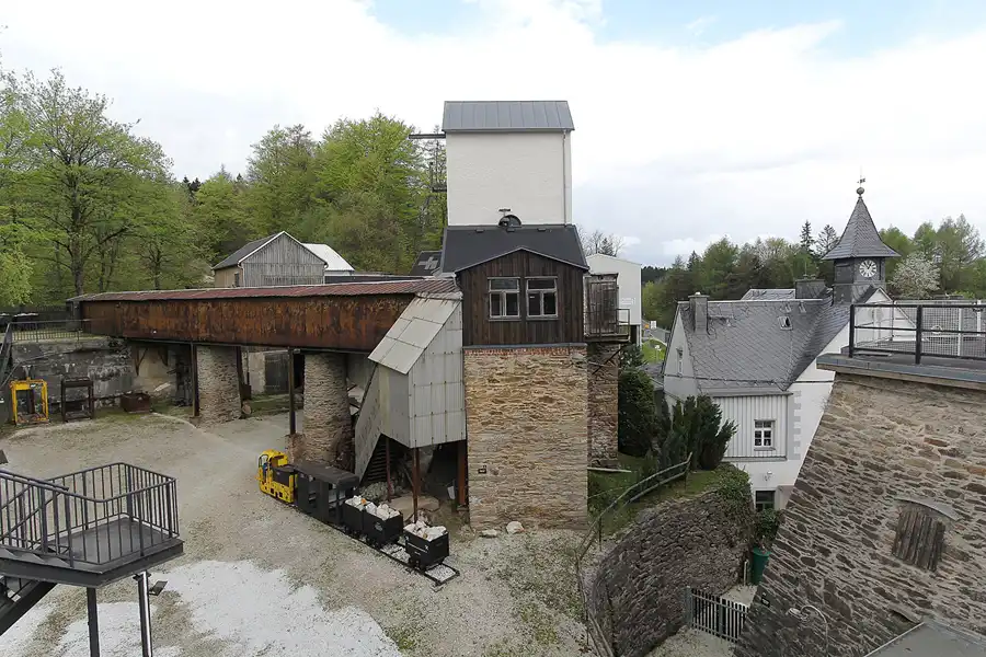 100 | 2013 | Lengefeld | Kalkwerk | © carsten riede fotografie